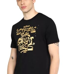 Nike Men’s Regular Fit T-Shirt